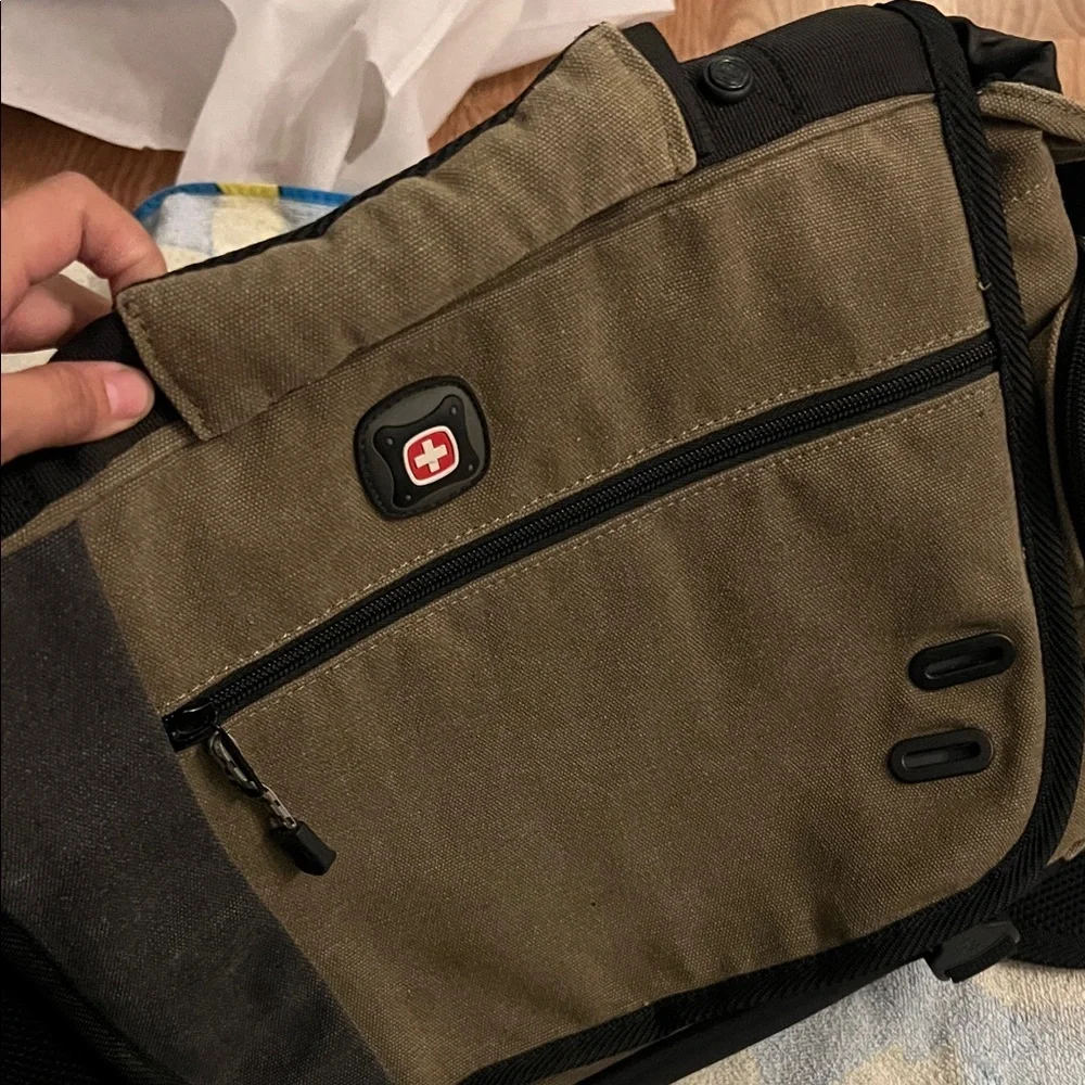 SwissGear Black and Brown Men's Messenger Bag